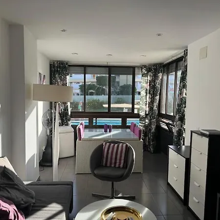 Apartman Iguazu Poolview Near Yumbo