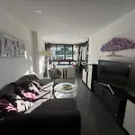 Apartament Iguazu Poolview Near Yumbo