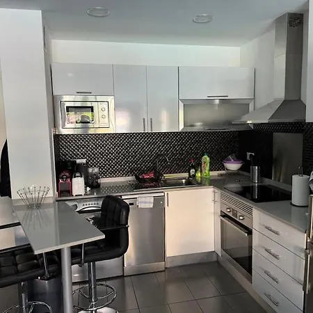 Iguazu Poolview Near Yumbo Appartement Playa del Inglés