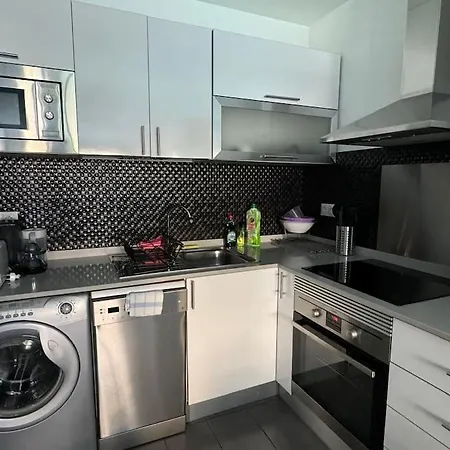 Iguazu Poolview Near Yumbo * Playa del Inglés