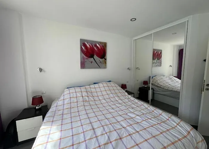 Iguazu Poolview Near Yumbo