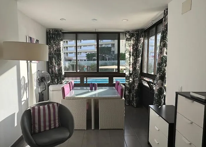 Iguazu Poolview Near Yumbo *