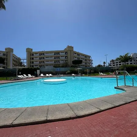 Апартаменты Iguazu Poolview Near Yumbo *