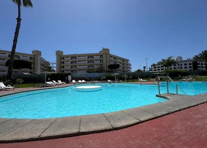 Апартаменты Iguazu Poolview Near Yumbo *